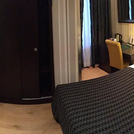 Hotell Panama Garden Rom