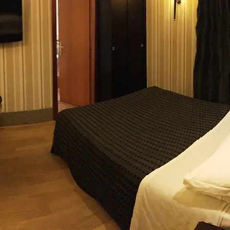 Hotell Panama Garden Rom