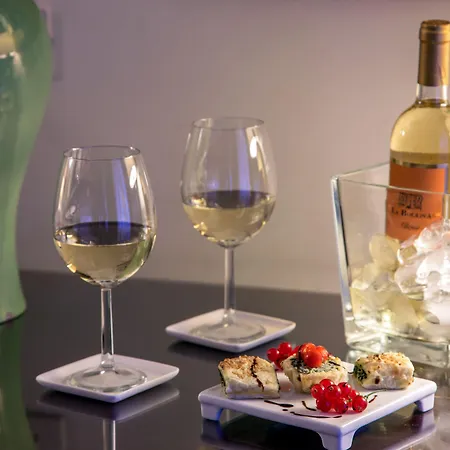 Panama Garden מלון 4*